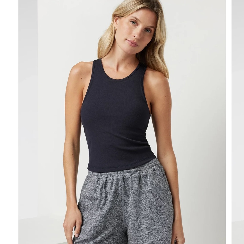Vuori Black Ribbed Plyo Tank
